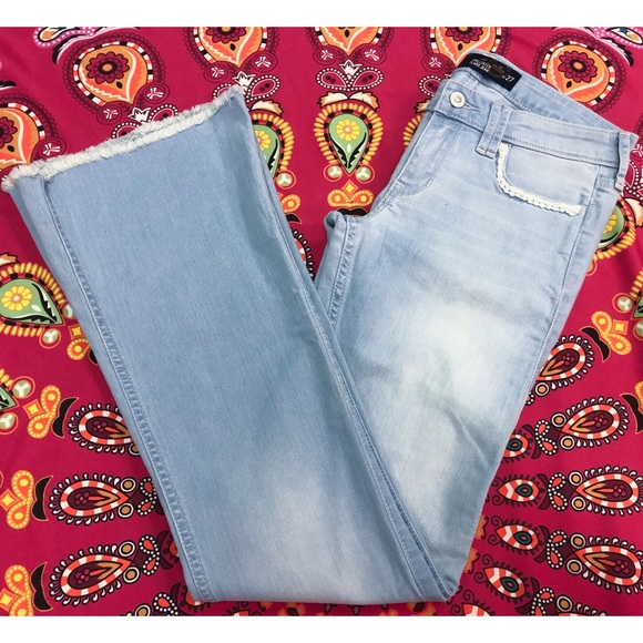 Flare Jeans - Picture 1 of 3